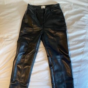 Aritzia Wilfred Rebel Pant Black size 2
